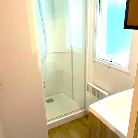 Camping Cozy-house Confort 4 Etoiles *